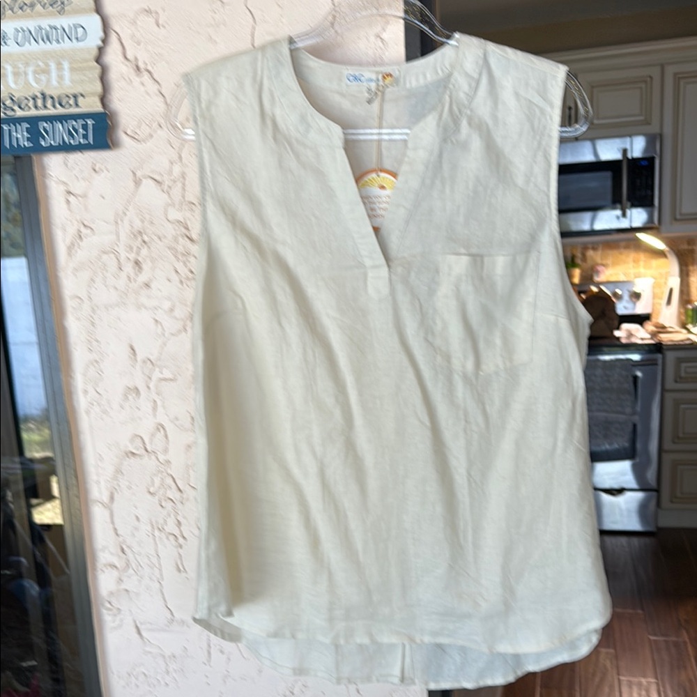 C&C California Cream Mandarin Collar Blouse